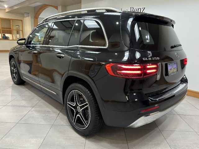 2024 Mercedes-Benz GLB 250