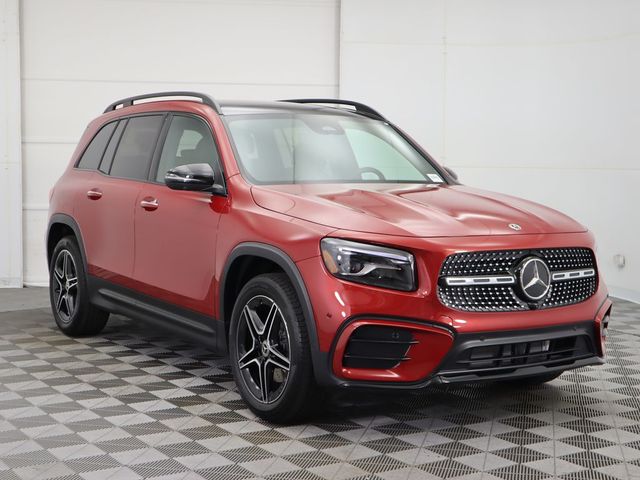 2024 Mercedes-Benz GLB 250