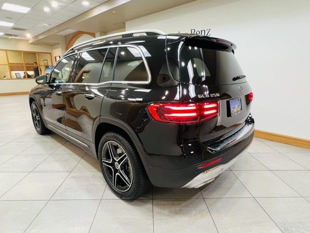 2024 Mercedes-Benz GLB 250