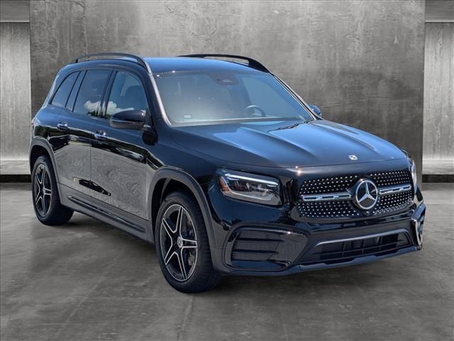 2024 Mercedes-Benz GLB 250