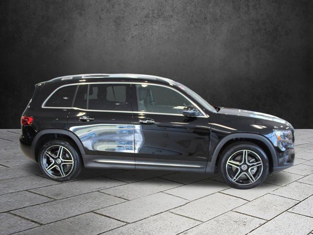 2024 Mercedes-Benz GLB 250