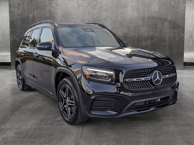 2024 Mercedes-Benz GLB 250