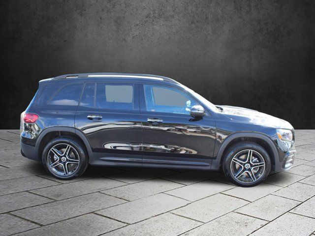 2024 Mercedes-Benz GLB 250