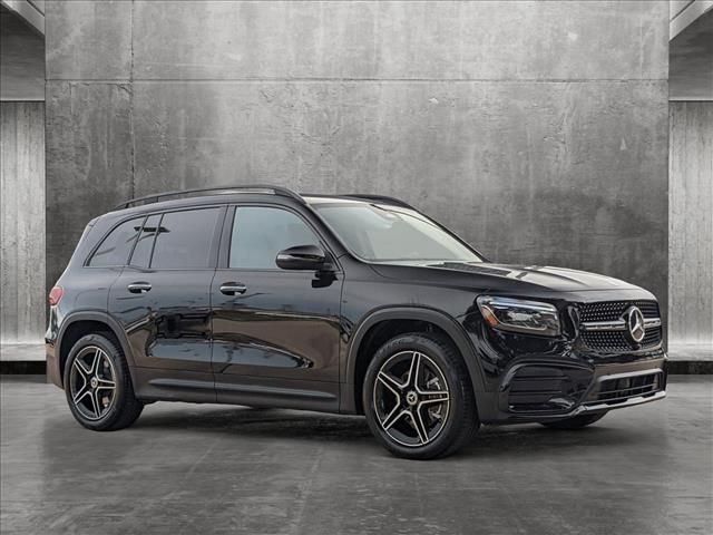 2024 Mercedes-Benz GLB 250