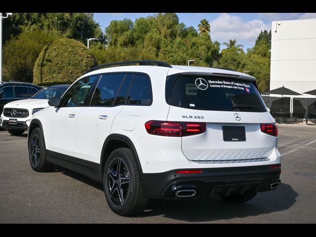 2024 Mercedes-Benz GLB 250