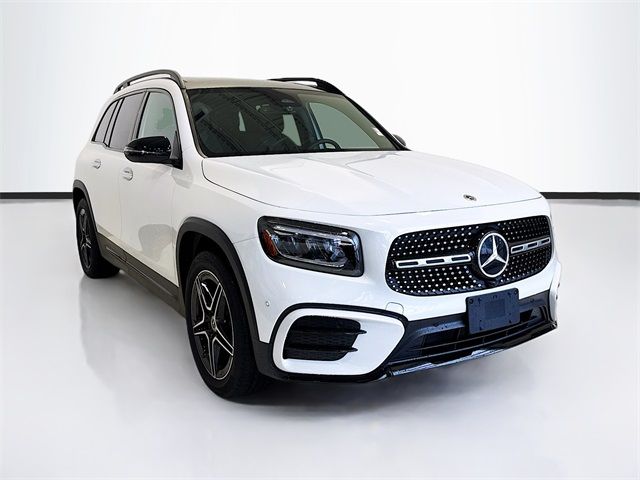 2024 Mercedes-Benz GLB 250