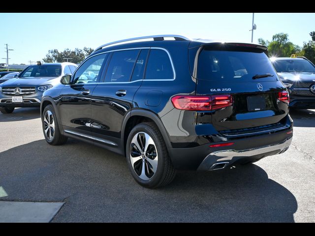 2024 Mercedes-Benz GLB 250