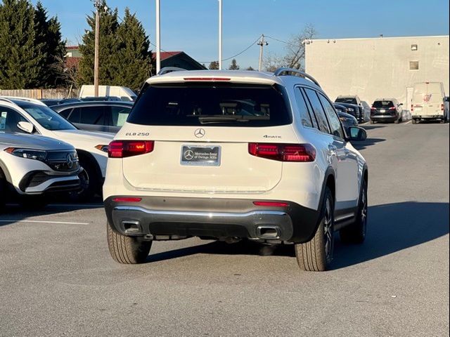 2024 Mercedes-Benz GLB 250