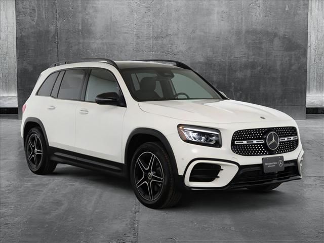 2024 Mercedes-Benz GLB 250