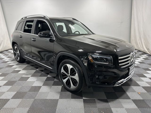 2024 Mercedes-Benz GLB 250