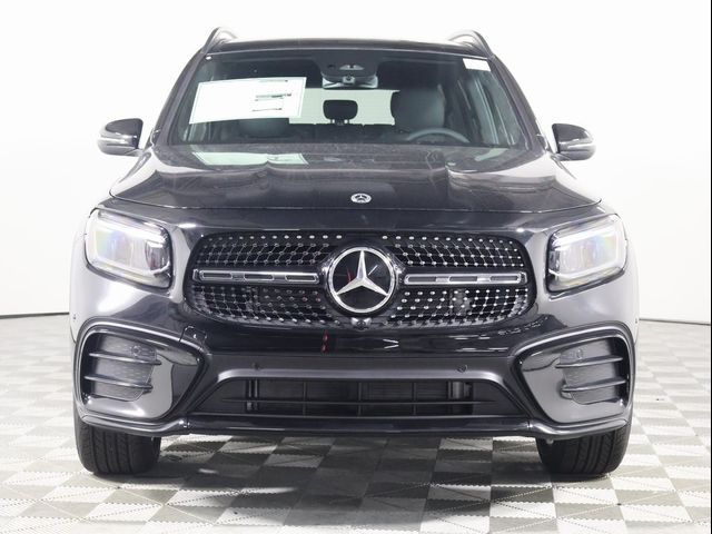 2024 Mercedes-Benz GLB 250