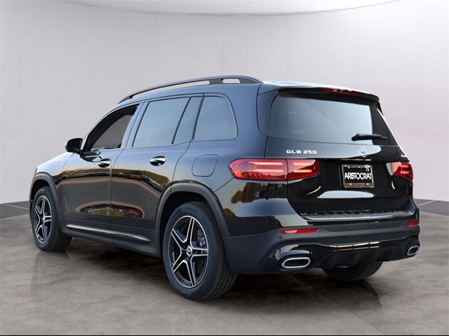 2024 Mercedes-Benz GLB 250