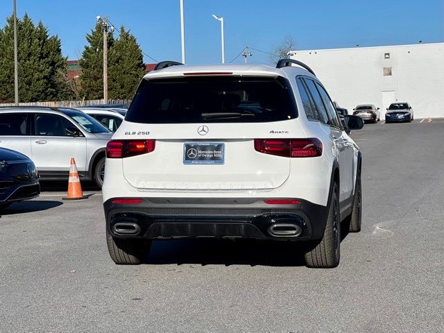 2024 Mercedes-Benz GLB 250