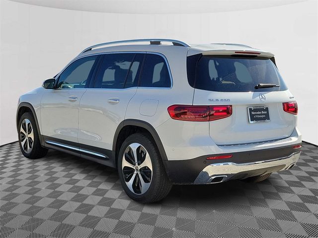 2024 Mercedes-Benz GLB 250