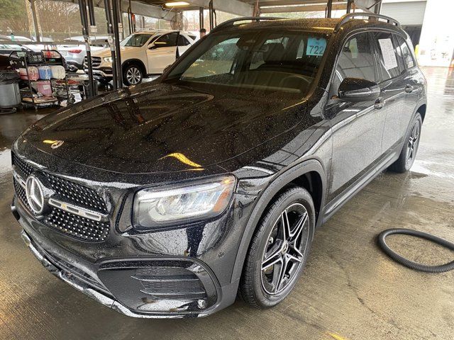 2024 Mercedes-Benz GLB 250