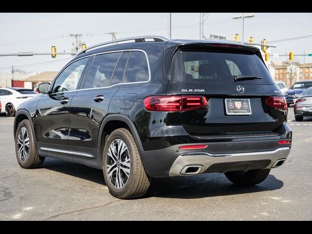 2024 Mercedes-Benz GLB 250