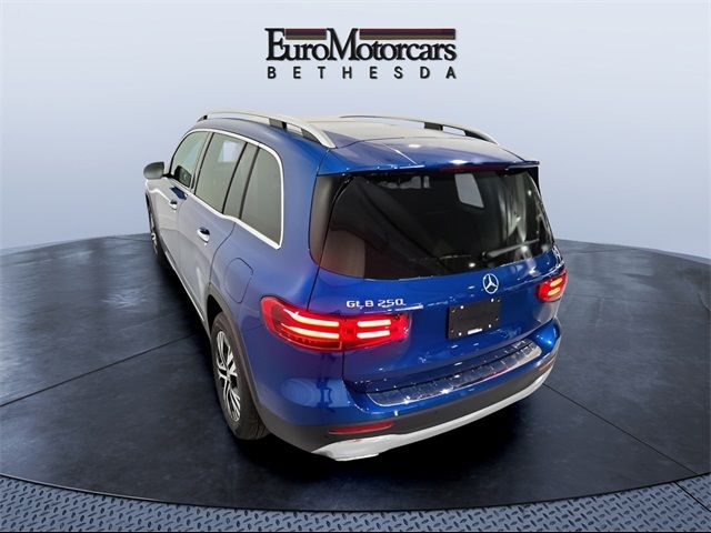 2024 Mercedes-Benz GLB 250