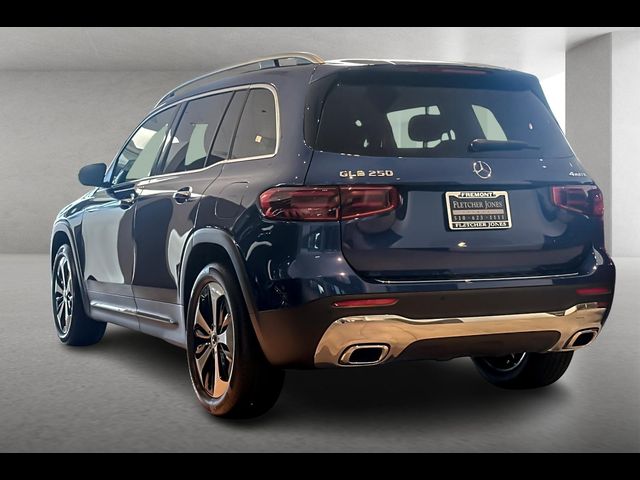 2024 Mercedes-Benz GLB 250