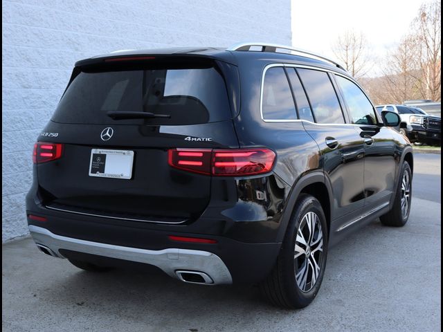 2024 Mercedes-Benz GLB 250