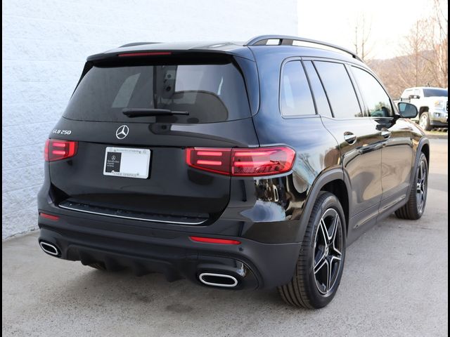 2024 Mercedes-Benz GLB 250
