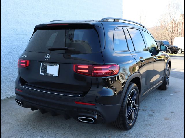 2024 Mercedes-Benz GLB 250