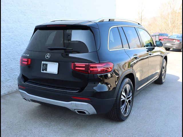 2024 Mercedes-Benz GLB 250