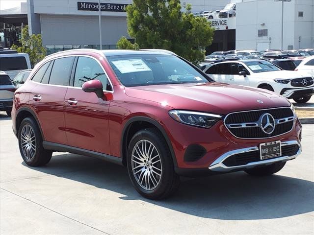 2024 Mercedes-Benz GLC 300