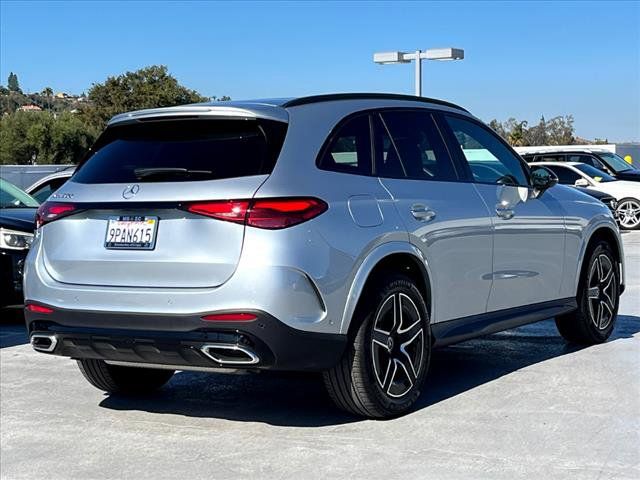 2024 Mercedes-Benz GLC 300