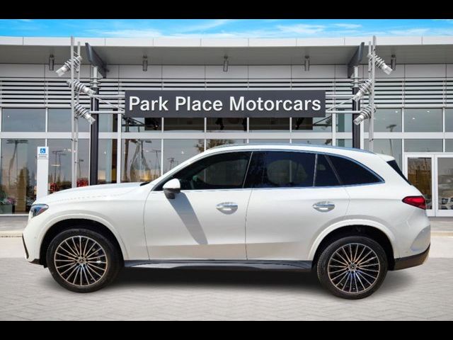 2024 Mercedes-Benz GLC 300