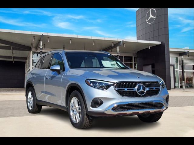 2024 Mercedes-Benz GLC 300