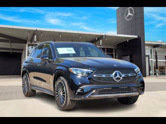 2024 Mercedes-Benz GLC 300