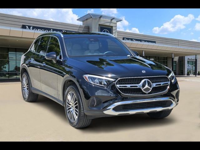 2024 Mercedes-Benz GLC 300