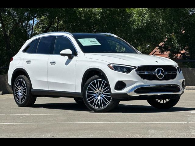 2024 Mercedes-Benz GLC 300