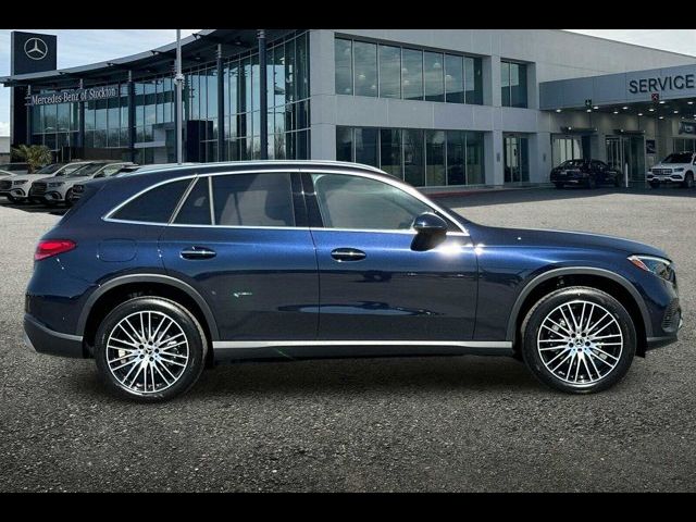 2024 Mercedes-Benz GLC 300