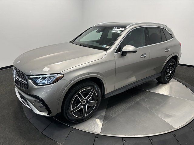 2024 Mercedes-Benz GLC 300