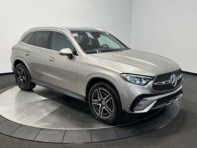 2024 Mercedes-Benz GLC 300