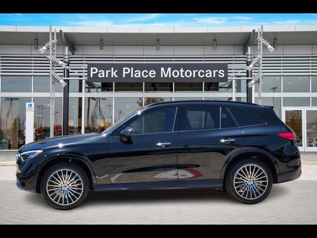 2024 Mercedes-Benz GLC 300