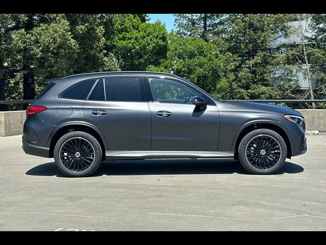 2024 Mercedes-Benz GLC 300