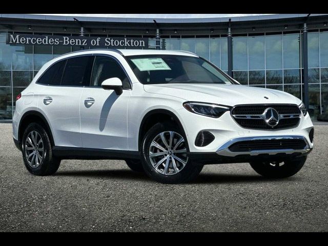 2024 Mercedes-Benz GLC 300