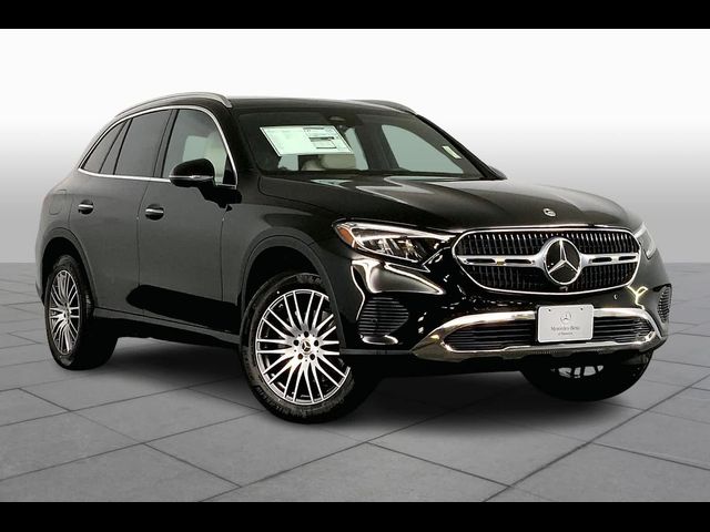 2024 Mercedes-Benz GLC 300