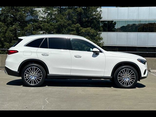 2024 Mercedes-Benz GLC 300