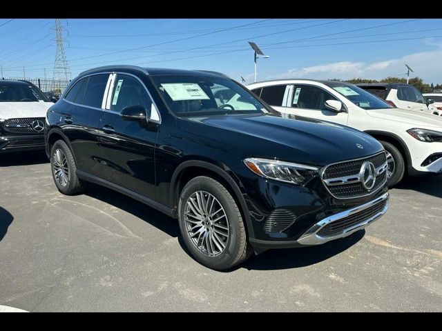 2024 Mercedes-Benz GLC 300