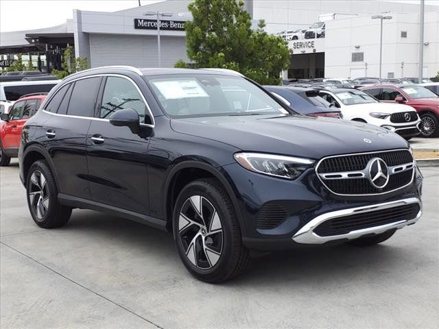 2024 Mercedes-Benz GLC 300