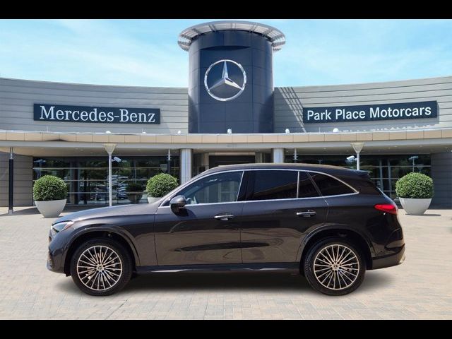 2024 Mercedes-Benz GLC 300