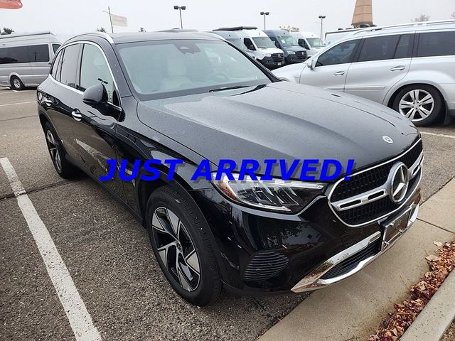 2024 Mercedes-Benz GLC 300