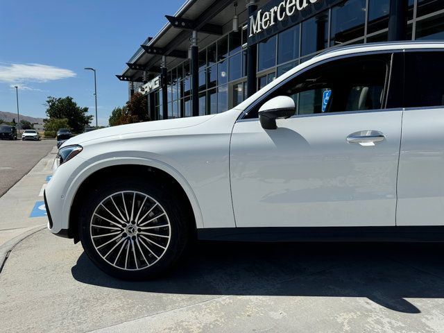 2024 Mercedes-Benz GLC 300