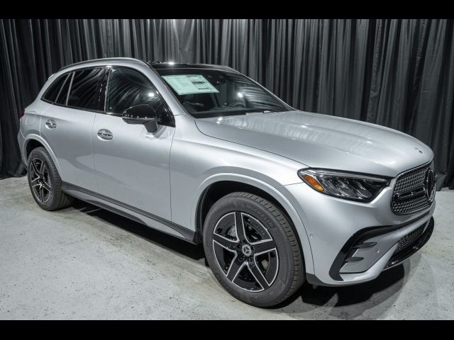 2024 Mercedes-Benz GLC 300