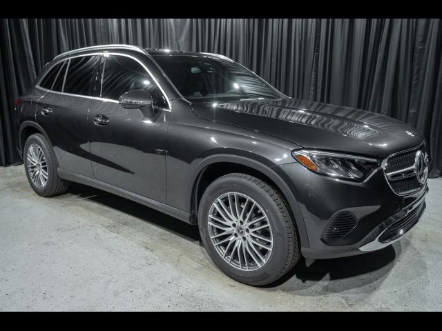 2024 Mercedes-Benz GLC 300