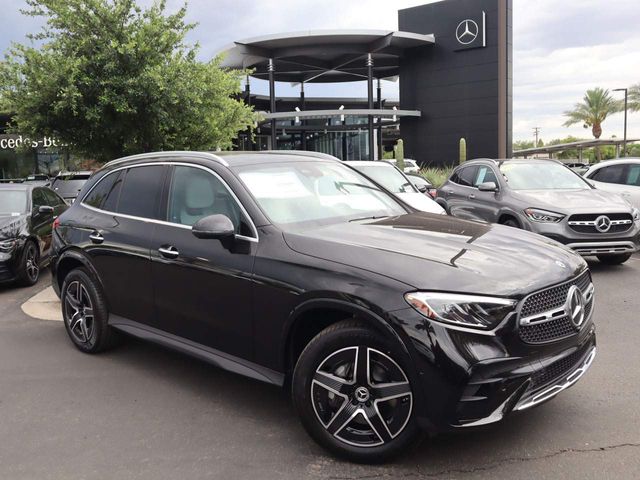 2024 Mercedes-Benz GLC 300