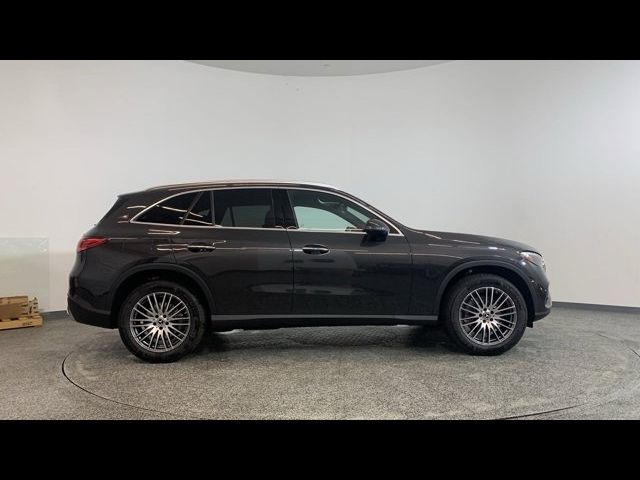 2024 Mercedes-Benz GLC 300